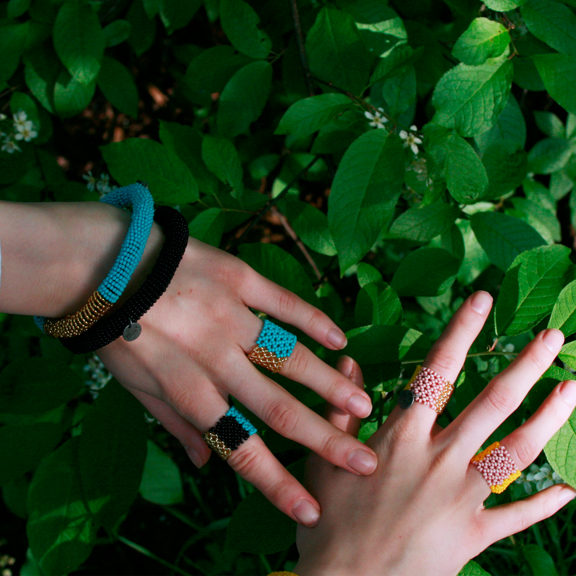 Tuubi Classic - Gold on Turquoise