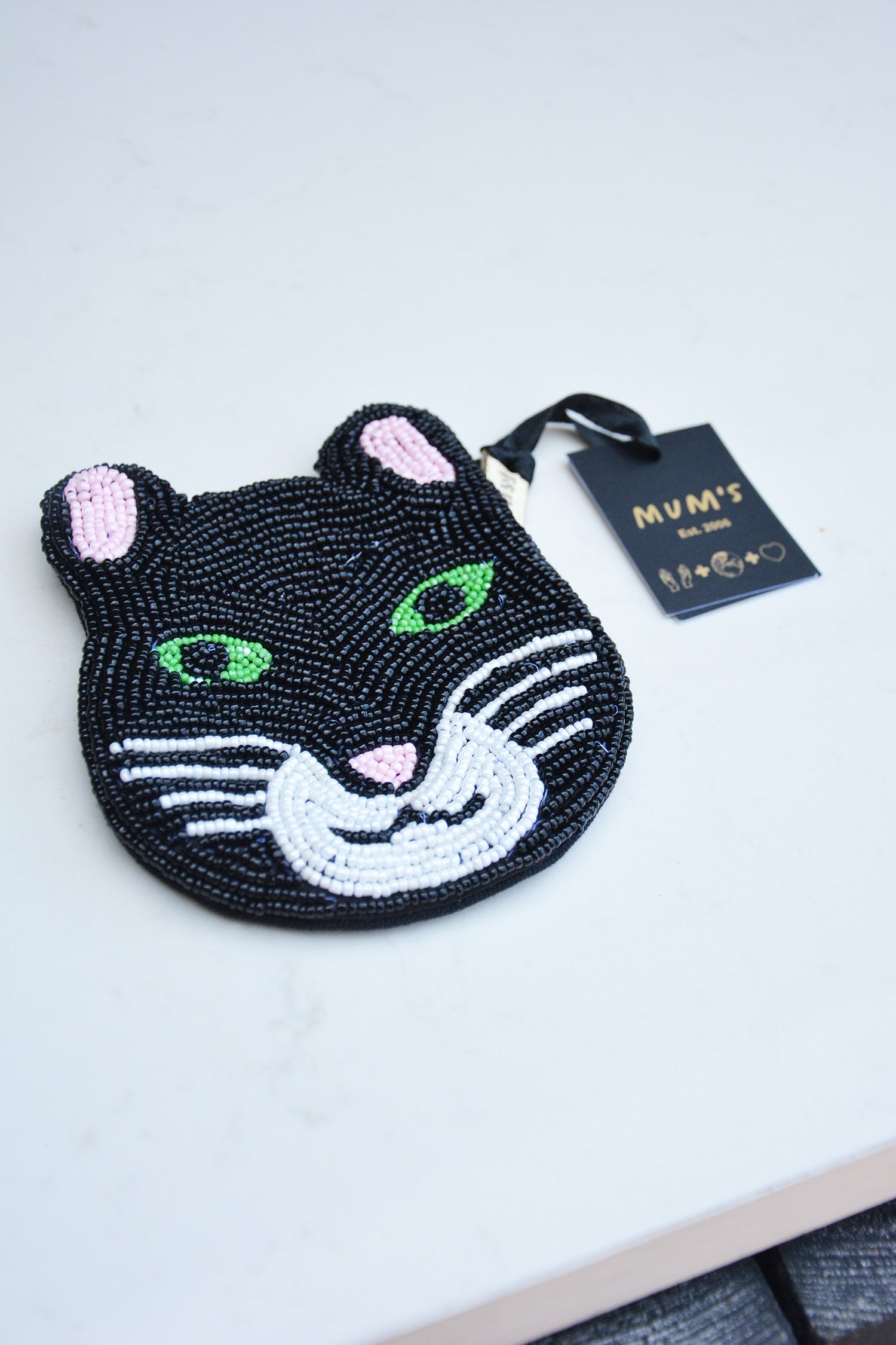 Miu musta kissa -pussukka