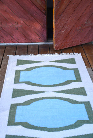HANNA ANONEN finnish design rug carpet matto mums suomalainen 2 HANNA ANONEN finnish design rug carpet matto mums suomalainen 2