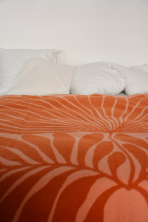 MUMS viltti lauragrondahl bo  lanket woolfelt nordicdesign finnishdesign cosy home huopa HR MUMS viltti lauragrondahl bo  lanket woolfelt nordicdesign finnishdesign cosy home huopa HR