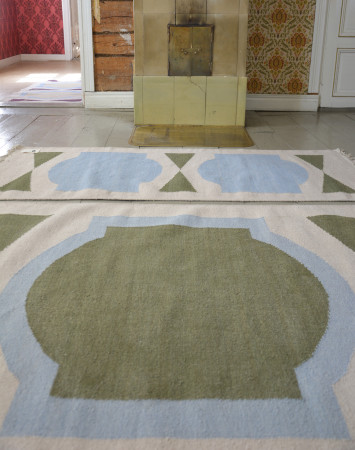 HANNA ANONEN design eettinen matto mums kokoelma finnish contemporary colours joy highend sustainable carpet Nordic interior Scandinavianstyle colours jugend colour green beige HANNA ANONEN design eettinen matto mums kokoelma finnish contemporary colours joy highend sustainable carpet Nordic interior Scandinavianstyle colours jugend colour green beige