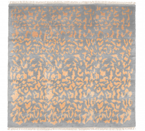 PINTA peach on lightgrey pasi karkkainen tunkelo mums wool rug interior kopio 2 PINTA peach on lightgrey pasi karkkainen tunkelo mums wool rug interior kopio 2