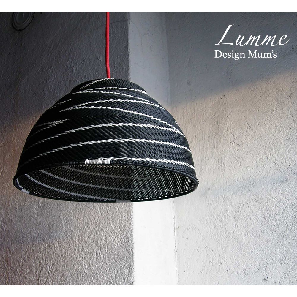 Lumme on eettinen ja vastuullinen varjostin, joka valmisettu kestävän kehityksen periaatteita kunnitoitaen. Ekodesignia ja valmistetu käsin Etelä-Afrikassa