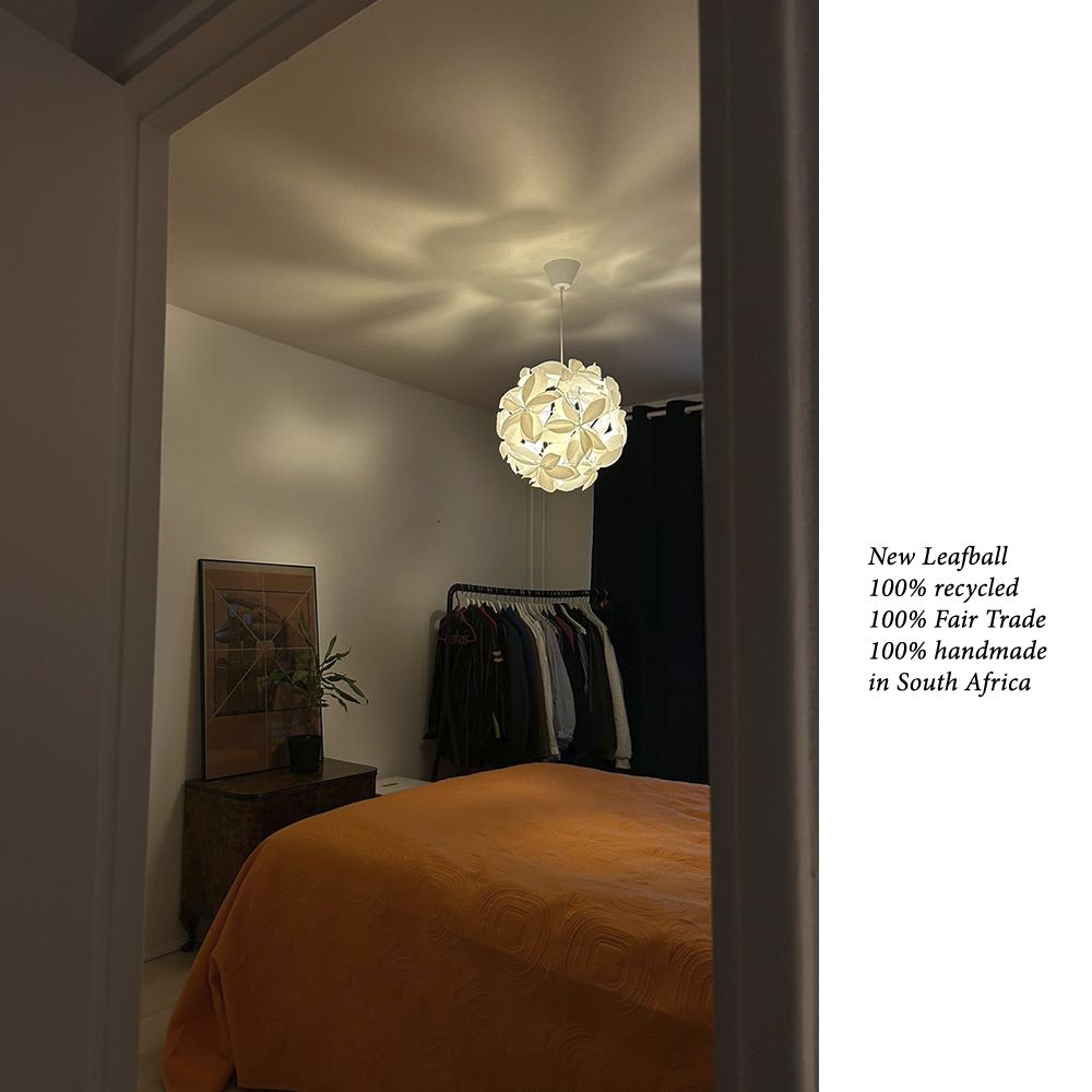 New LEafball is 100% eco design and green design handmade Fair Trader designed and made in South Africa in collab with Heath Nash skilled team of artinsans.One size diameter 450cm. One colour white only.